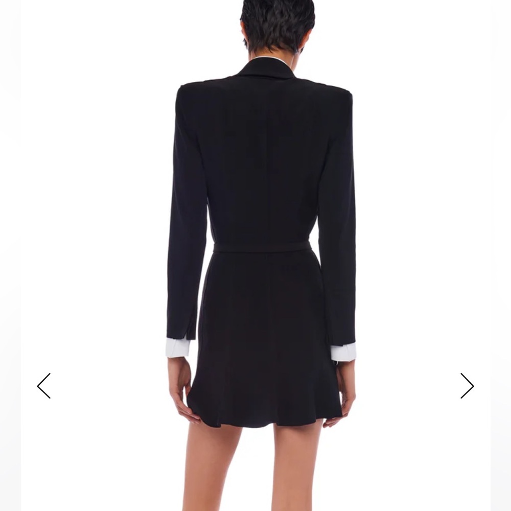 NWT Norma Kamali | single breasted belted fishtail mini dress in blush; large - Picture 4 of 12